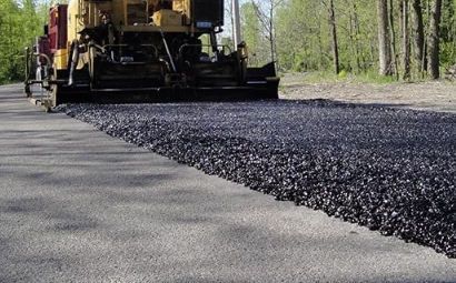 Asphalt pavement repair cold patch material